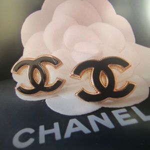 Authentic Chanel 22 CC logo Black Enamel Earrings Gold